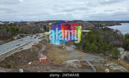 12 2022 novembre, Sudbury Ontario Canada. L'ospedale Old St Joseph di Paris St a Sudbury è il più grande murale del Canada, come è stato dipinto nel 2019. Luke Du Foto Stock