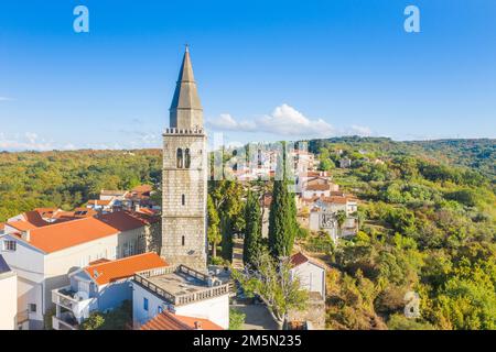 Città di Dobrinj su Krk in Croazia Foto Stock