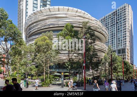 L'edificio Exchange è stato progettato da Kengo Kuna a Darling Square, Sydney, nuovo Galles del Sud, Australia il 28 dicembre 2022 Foto Stock