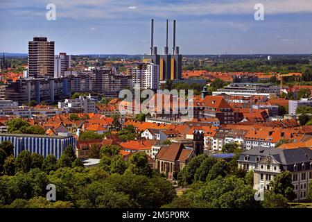 Vista della centrale termica ed elettrica Linden dalla torre del municipio, Hannover, bassa Sassonia, Germania Foto Stock