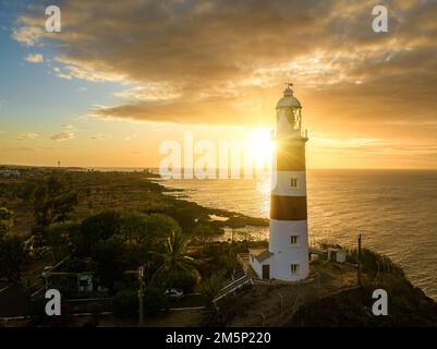 Faro di Albion nel quartiere di Plaines wilhems, Mauritius. Questo edificio ha più di 100 anni e funziona tutti i giorni. Vicino alla città di Albion è in Foto Stock