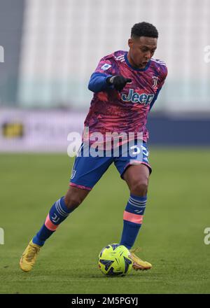 Torino, 30th dicembre 2022. Marley Ake di Juventus durante la partita amichevole allo stadio Allianz di Torino. Il credito per le immagini dovrebbe essere: Jonathan Moskrop / Sportimage Credit: Sportimage/Alamy Live News Foto Stock