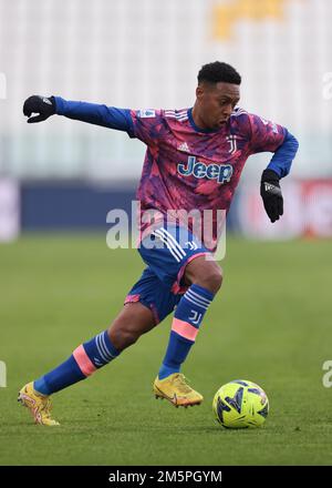 Torino, 30th dicembre 2022. Marley Ake di Juventus durante la partita amichevole allo stadio Allianz di Torino. Il credito per le immagini dovrebbe essere: Jonathan Moskrop / Sportimage Credit: Sportimage/Alamy Live News Foto Stock