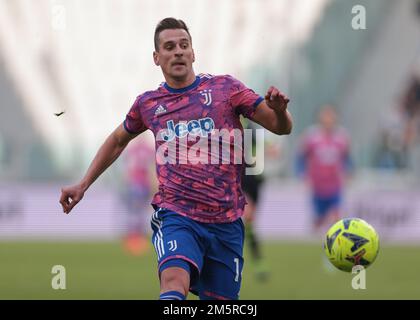 Torino, 30th dicembre 2022. Arkadiusz Milik di Juventus durante la partita amichevole allo stadio Allianz di Torino. Il credito per le immagini dovrebbe essere: Jonathan Moskrop / Sportimage Credit: Sportimage/Alamy Live News Foto Stock