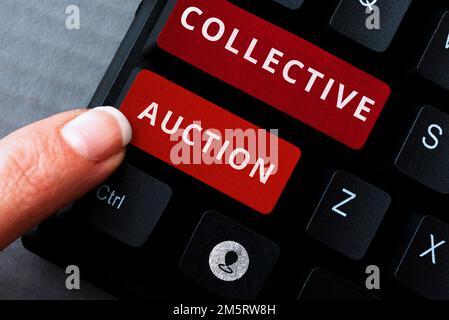 Didascalia di testo che presenta asta collettiva. Concetto di business raccolta e misurazione di informazioni sulle variabili di interesse Foto Stock