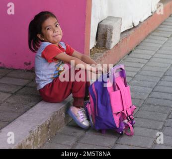 Cholula, Puebla, Stati Uniti. 10th Dec, 2022. Scene di strada a Cholula nello Stato di Puebla, Messico, sabato 10 dicembre 2022. (Credit Image: © Mark Hertzberg/ZUMA Press Wire) Foto Stock