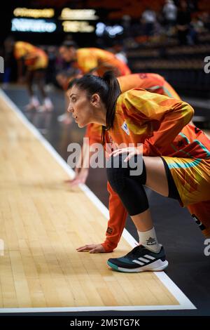 Valencia, Spagna. 30th Dec, 2022. Cristina Ouvina di Valencia Basket in azione durante il J15 LF Endesa al Fuente de San Luis Sport Hall. Valencia Basket 86:49 Leganes (Foto di Vicente Vidal Fernandez/SOPA i/Sipa USA) Credit: Sipa USA/Alamy Live News Foto Stock