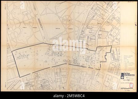 Parco Plaza zona di rinnovamento urbano: Mappa delle condizioni di costruzione. Accompagna i risultati delle indagini sugli edifici nell'area urbana Park Plaza di Boston per determinare le loro condizioni esistenti. Indica strutturalmente al di sotto dello standard, influenza di blighting, carente, numero di blocco, numero di edificio e spazio aperto. Per ogni blocco, mostra il numero totale di edifici, il numero di edifici carenti, il numero di edifici substandard, il numero di influenze di blighting e il totale da acquisire.... , Massachusetts , Suffolk , contea , Boston Park Square Foto Stock