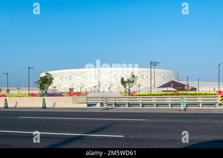 Una vista generale dello stadio al Thumama, uno dei luoghi in cui si svolge il torneo di calcio della Coppa del mondo FIFA Qatar 2022. Foto Stock