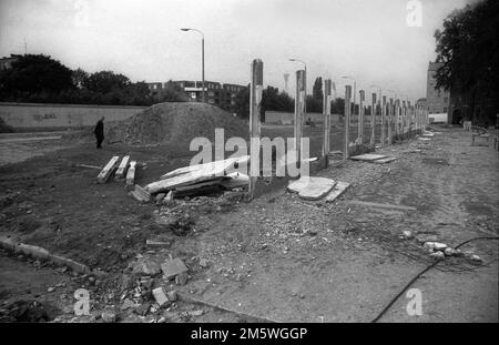 GDR, Berlino, 12 giugno 1990, resti del Muro su Bernauer Strasse, Ruppiner Strasse, C Rolf Zoellner Foto Stock