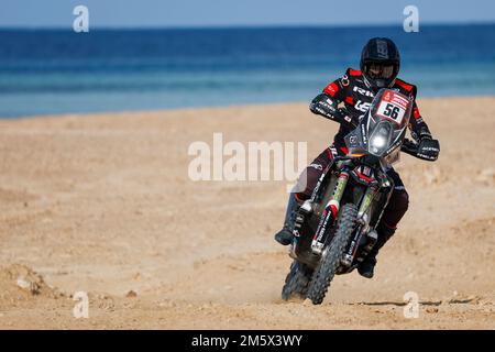 Arabia Saudita. 31st Dec, 2022. Yanbu, Arabia Saudita. 31st Dec, 2022. Yanbu, Arabia Saudita. 31st Dec, 2022. 56 GOMEZ CANTERO Sandra (spa), Raids Experience, KTM, Moto, Motul, Azione durante il prologo della Dakar 2023, il 31 dicembre 2022 vicino Yanbu, Arabia Saudita - Foto Julien Delfosse / DPPI Credit: DPPI Media/Alamy Live News Credit: DPPI Media/Alamy Live News Credit: DPPI Media/Alamy Live News Foto Stock