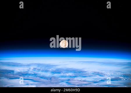 La Luna. Per le linee guida sull'utilizzo della NASA: Fare riferimento a https://www.nasa.gov/multimedia/guidelines/index.htm Foto Stock