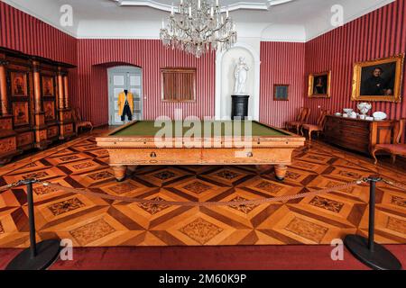 Salone Rosso, Sala Biliardo, soggiorno nell'Ala Ovest, Castello di Corvey, Patrimonio Culturale dell'Umanità, Hoexter, Weserbergland, Renania Settentrionale-Vestfalia Foto Stock