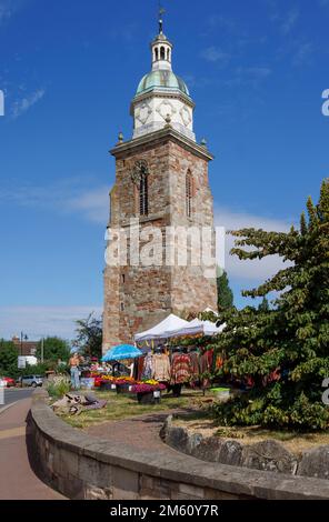 Chiesa torre conosciuta localmente come 'il Pepperpot' in Church Street, Upton-upon-Severn, Worcestershire, Inghilterra Foto Stock
