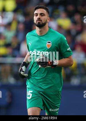 Giorgi Mamardashvili di Valencia CF durante la partita la Liga tra Villarreal CF e Valencia CF all'Estadio de la Ceramica di Villarreal, Spagna. Foto Stock