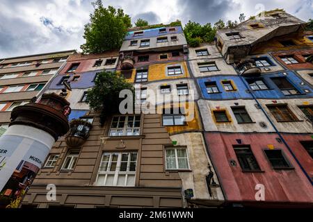 Hundertwasser Village nel quartiere Landstraße di Vienna Foto Stock