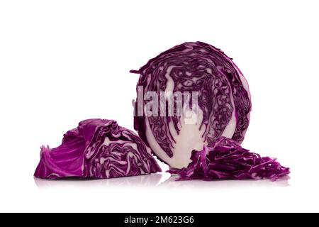 cavolo viola isolato su bianco. Foto Stock