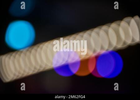 perdite di luce e luce da discoteca sfocata Foto Stock