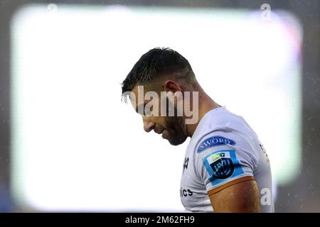 Cardiff, Regno Unito. 01st Jan, 2023. Rhys Webb di Ospreys guarda sopra. United Rugby Championship, Cardiff Rugby v Ospreys al BT Sport Cardiff Arms Park di Cardiff, Galles, domenica 1st gennaio 2023. pic di Andrew Orchard/Andrew Orchard sports photography/Alamy Live news Credit: Andrew Orchard sports photography/Alamy Live News Foto Stock