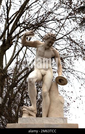 Statue nel Parco Ducale di Parma Italia Foto Stock