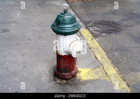 Idrante antincendio a Little Italy, New York City Foto Stock