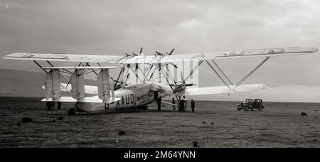 Velivolo vintage - Handley Page H.P.42 Hanno - un aereo biplano a quattro motori progettato e prodotto dalla compagnia aerea britannica Handley Page - Ott 1931 Foto Stock