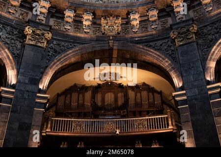 Santuario Basilica di Loyola, Loiola, monumentale complesso religioso, costruito intorno al luogo di nascita di Ignacio de Loyola, fondatore della Compagnia dei Gesuiti Foto Stock