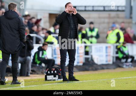 Northampton, Regno Unito. 2nd gennaio 2023. Richie Wellens, manager di Leyton Orient, durante la prima metà della partita della Sky Bet League 2 tra Northampton Town e Leyton Orient, presso il PTS Academy Stadium di Northampton, lunedì 2nd gennaio 2023. (Credit: John Cripps | MI News) Credit: MI News & Sport /Alamy Live News Foto Stock