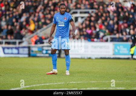 Northampton, Regno Unito. 2nd gennaio 2023. Omar Beckles di Leyton Orient durante la prima metà della partita della Sky Bet League 2 tra Northampton Town e Leyton Orient presso il PTS Academy Stadium di Northampton lunedì 2nd gennaio 2023. (Credit: John Cripps | MI News) Credit: MI News & Sport /Alamy Live News Foto Stock