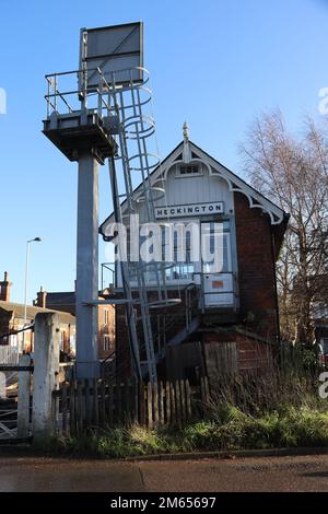 Scatola del segnale alla stazione ferroviaria di Heckington, Lincolnshire, Regno Unito. Foto Stock