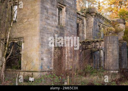 Rovine del castello nascosto in Scozia Foto Stock