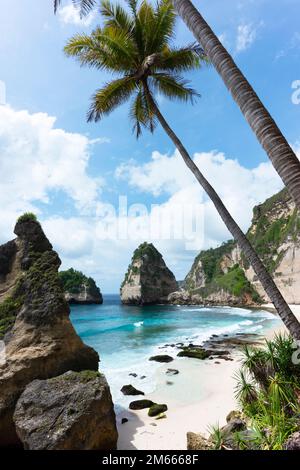 Diamond Beach a Nusa Penida. Foto Stock