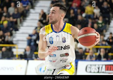 PalaOlimpia, Verona, Italia, 02 gennaio 2023, Alessandro Cappelletti - Tezenis Verona durante Tezenis Verona vs Pallacanestro Trieste - Basket Italiano Campionato di Serie A Foto Stock