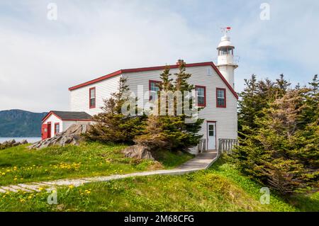 Lobster Cove Head Lighthouse, vicino a Rocky Harbour, Terranova, Canada.
