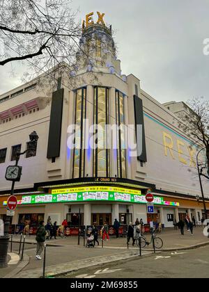 Parigi, Francia, il Grand Rex, il cinema francese, il monumento storico, architettura Art Deco, facciata esterna, scena di strada, architettura cinematografica d'epoca, cinema parigi Foto Stock