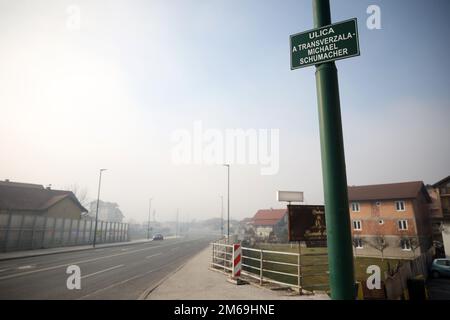 Foto scattata il 3 gennaio 2023. Mostra una strada a Sarajevo, in Bosnia-Erzegovina, che prende il nome dal sette volte campione di Formula 1 Michael Schumacher. Foto: Armin Durgut/PIXSELL Foto Stock