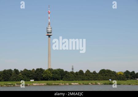 Torre del Danubio a Vienna, Austria Foto Stock