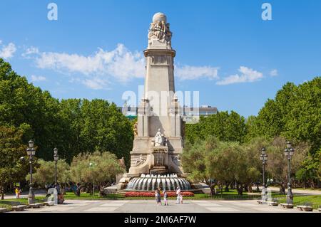 Monumento Miguel de Cervantes a Madrid Foto Stock