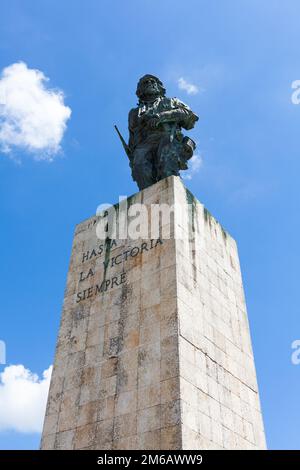 Statua di che Guevara, monumento commemorativo a Cuba a Santa Clara Foto Stock