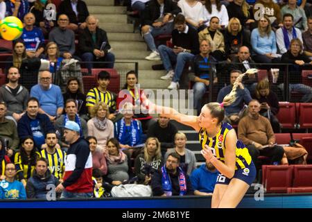 Arina FEDOROVTSEVA (Fenerbahce OPET Istanbul) attacca, Volley Champions League 2022/23 Giornata 2, 21/12/2022 Foto Stock