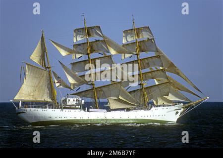 Navy colombiano nave alta Gloria, Cadiz partenza gara, 1992 Foto Stock