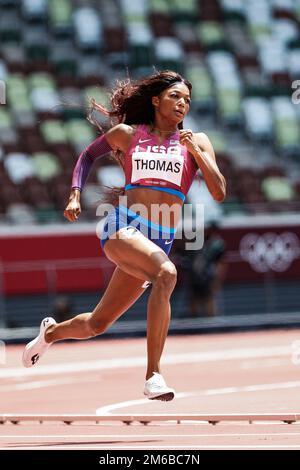 Gabrielle Thomas (USA) gareggiando nei 200 metri femminili ai Giochi Olimpici estivi 2020 (2021) di Tokyo, Giappone Foto Stock
