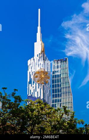 Università Tecnologica scyscraper torre a Batumi Foto Stock