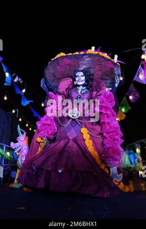 La Catrina principale nella Parata della Catrina di Merida, in occasione del Day of the Dead (Día de los Muertos), parte del Festival de las Ánimas, Mérida, Yucatán, Messico Foto Stock