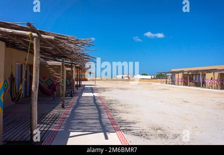 Paisajes de la guajira en colombia, playa arena y mucho mar. Foto Stock