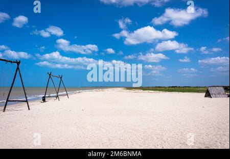 Paisajes de la guajira en colombia, playa arena y mucho mar. Foto Stock