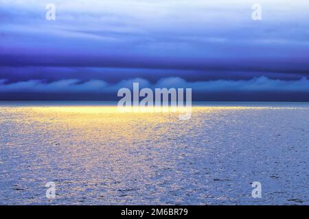 Contrastanti e mutevole del mare del Nord Foto Stock