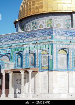 Particolare della cupola della moschea di roccia a Gerusalemme Foto Stock