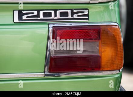 Sofia, Bulgaria - 19 maggio 2018: Sfilata retrò vecchio retro o auto d'epoca o auto Foto Stock