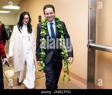 Washington, Stati Uniti. 03rd Jan, 2023. STATI UNITI Senator Brian Schatz (D-HI) a piedi vicino alla metropolitana Senate. (Foto di Michael Brochstein/Sipa USA) Credit: Sipa USA/Alamy Live News Foto Stock